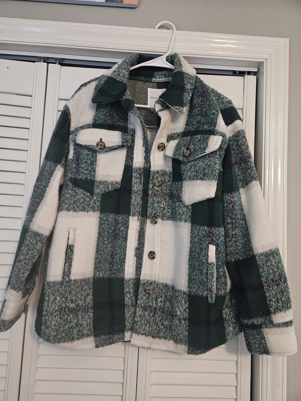 Avec Les Filles Cozy Green & Cream Plaid Shacket Boyfriend Style Casual Wear M